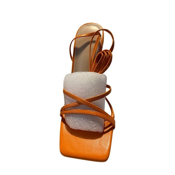 Lace-Up Sculptured High Heels - Picture 3 of 5